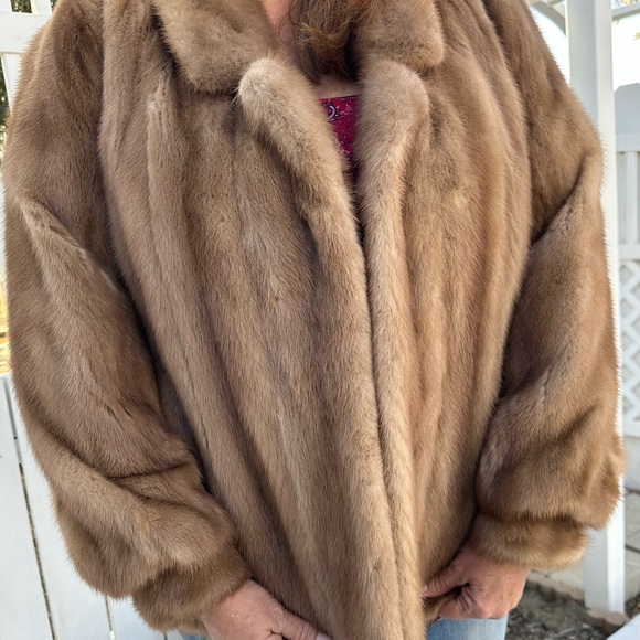 Vintage Mink red fox fur coat- by Buffums Ca. - Picture 7 of 16